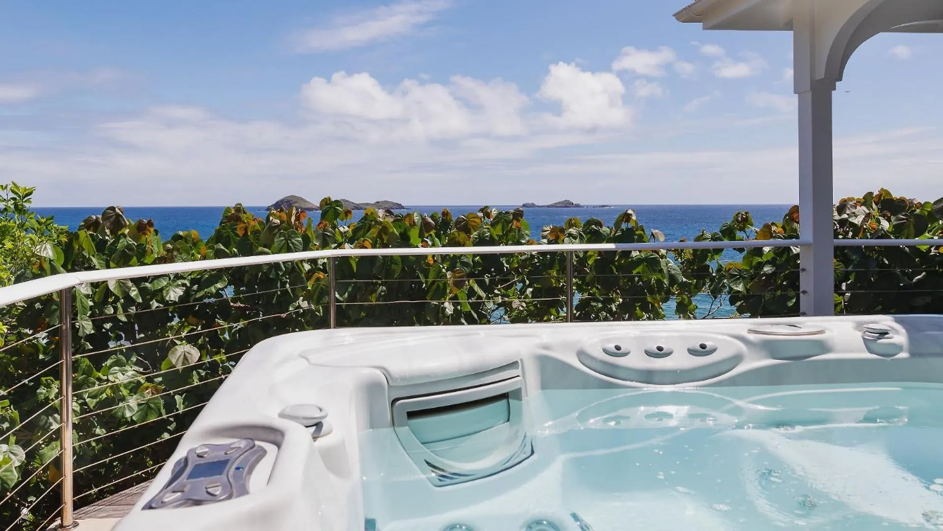 Villa Located In A Secluded Residential Area Gustavia