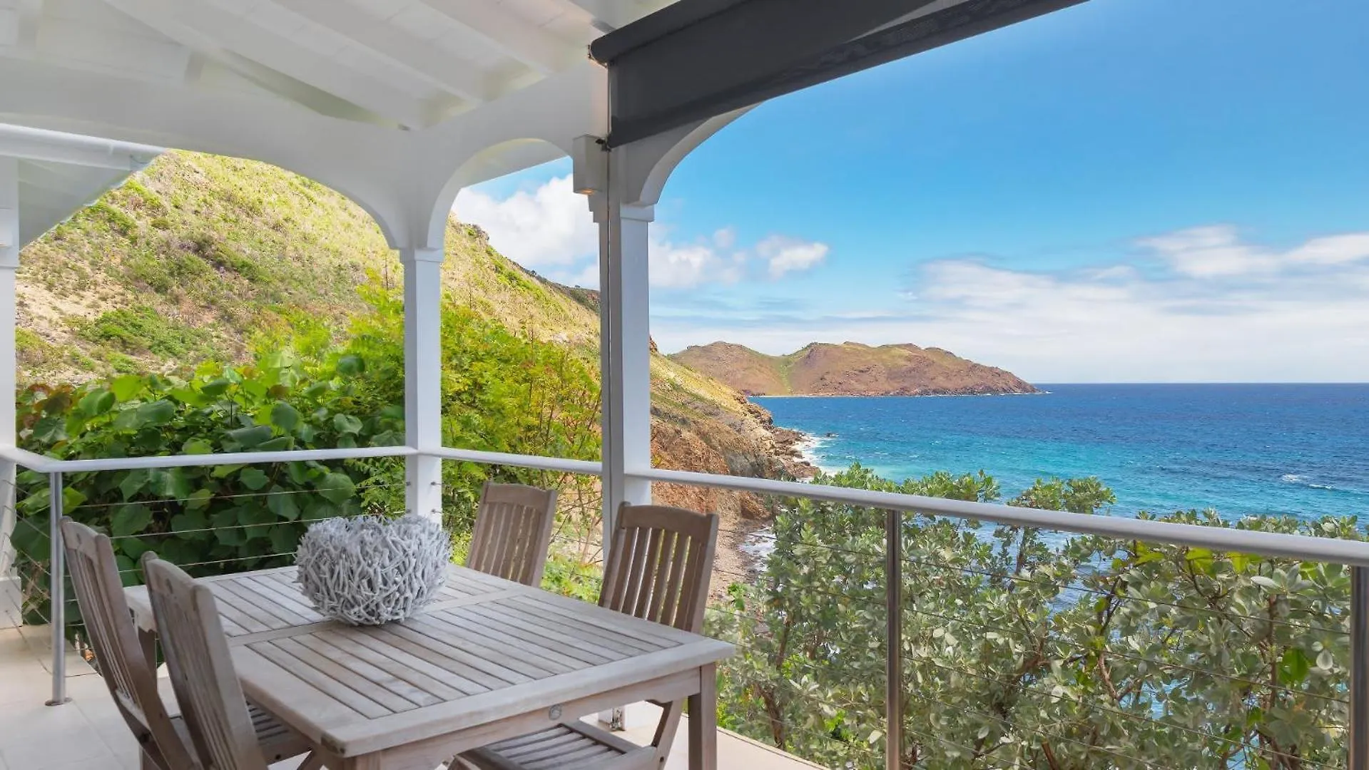 Villa Located In A Secluded Residential Area Gustavia